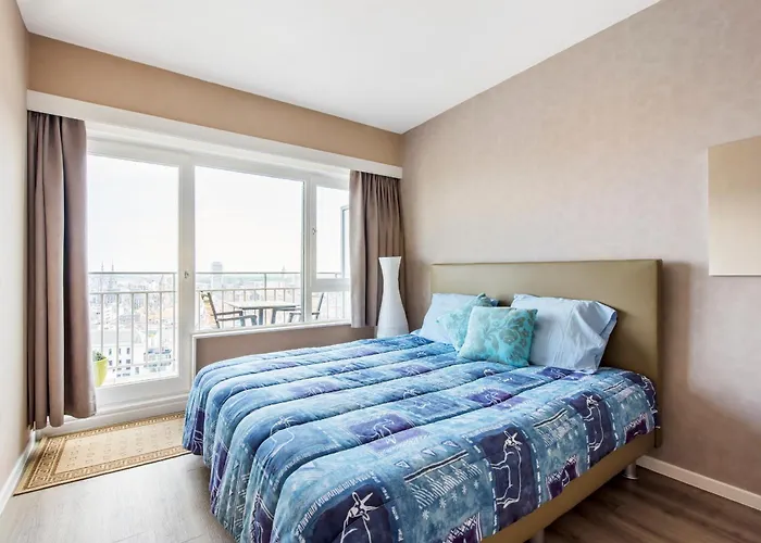 3 Bedroom In The Centre Of With Spectacular View *