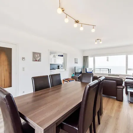 3 Bedroom In The Centre Of With Spectacular View Ostende